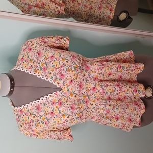 Fifty Street Floral Top